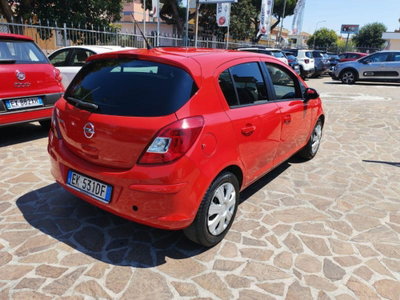Opel Corsa 1.2 5 porte Cosmo (6)
