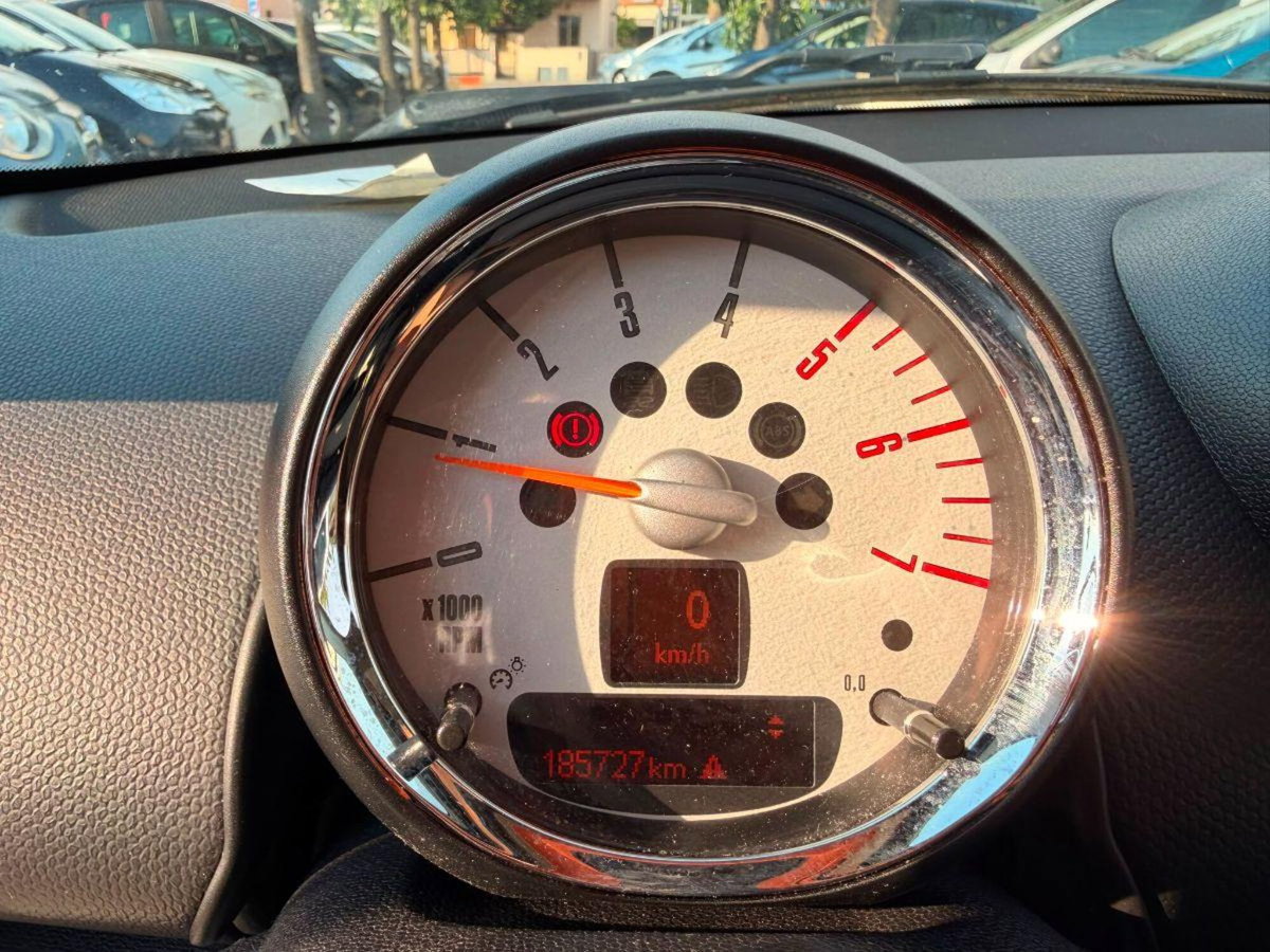 MINI Mini Countryman 1.6 Cooper D Countryman ALL4 (14)