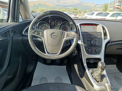 Opel Astra 1.4 Turbo 140CV 4 porte GPL Tech Cosmo (15)