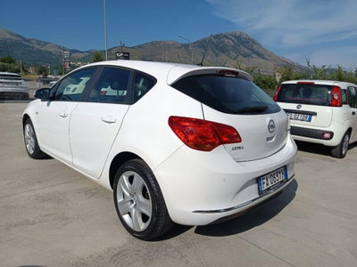 Opel Astra 1.4 Turbo 140CV 4 porte GPL Tech Cosmo (9)