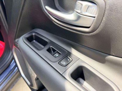 Jeep Renegade 1.6 Mjt 130 CV Business (16)