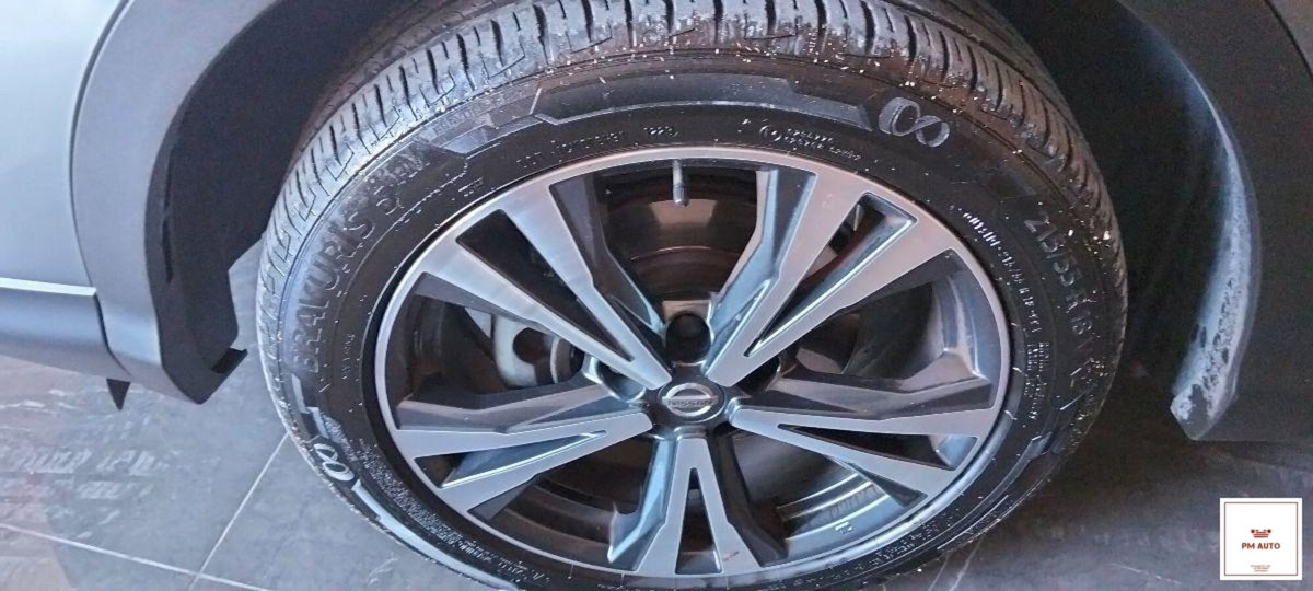 Nissan Qashqai 1.5 dCi N-Connecta (15)