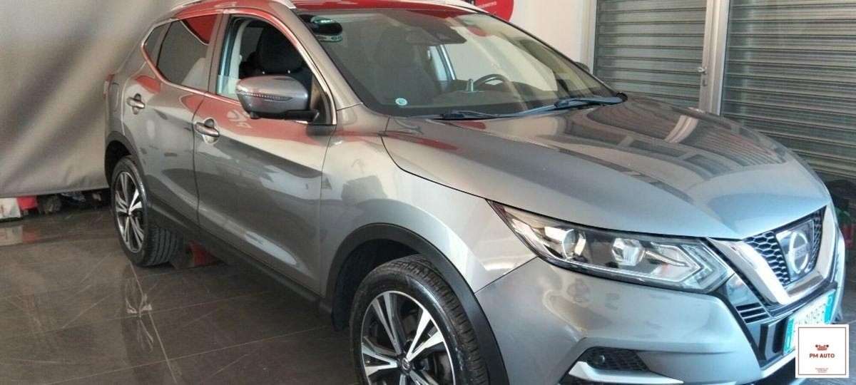 Nissan Qashqai 1.5 dCi N-Connecta (2)