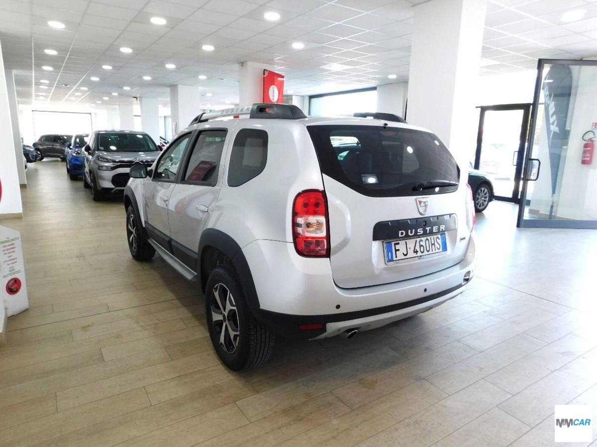 Dacia Duster 1.5 dCi 110 CV S&S 4x2 Serie Speciale Brave (4)
