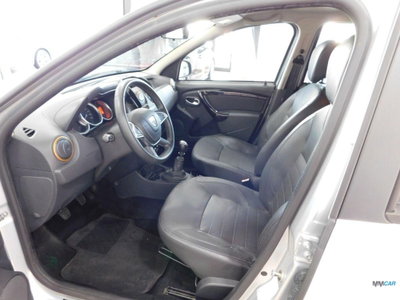 Dacia Duster 1.5 dCi 110 CV S&S 4x2 Serie Speciale Brave (9)