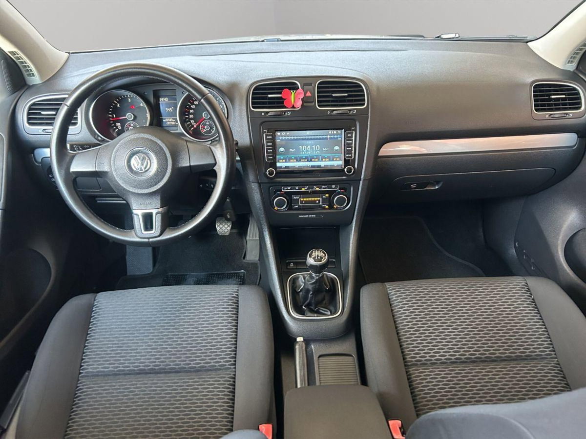 Volkswagen Golf 1.6 TDI DPF 5p. Comfortline (13)