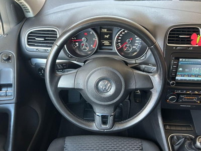 Volkswagen Golf 1.6 TDI DPF 5p. Comfortline (16)