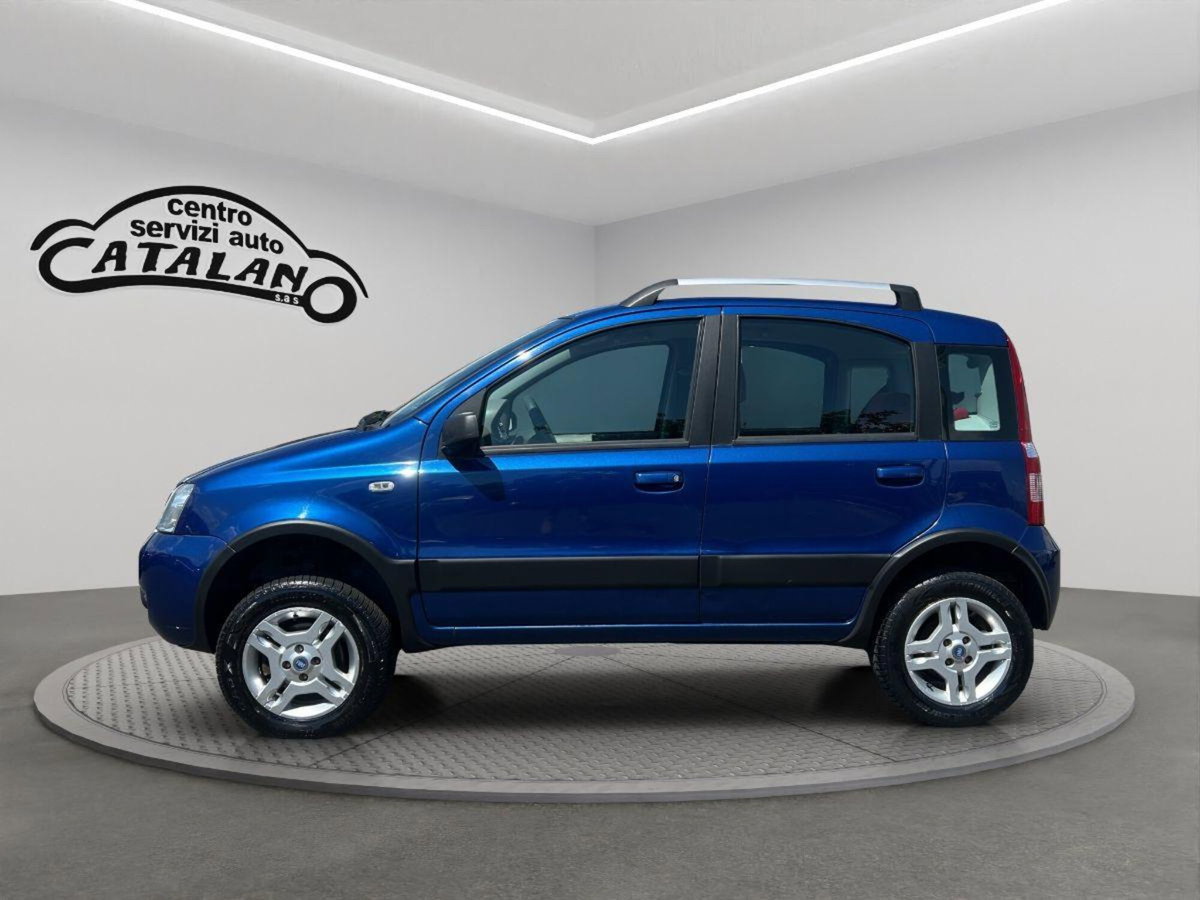 Fiat Panda 1.3 MJT 16V 4x4 Climbing (2)