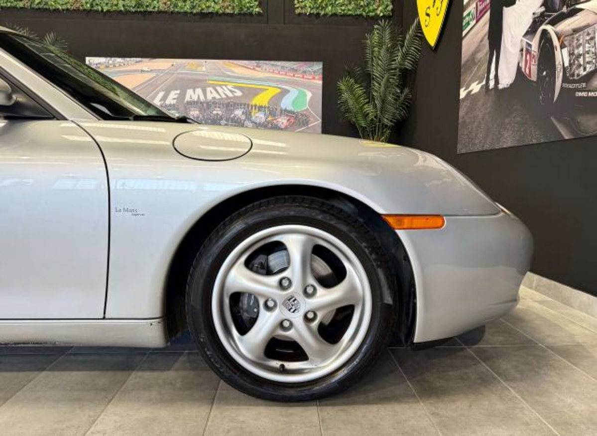 Porsche Boxster 2.7 (9)