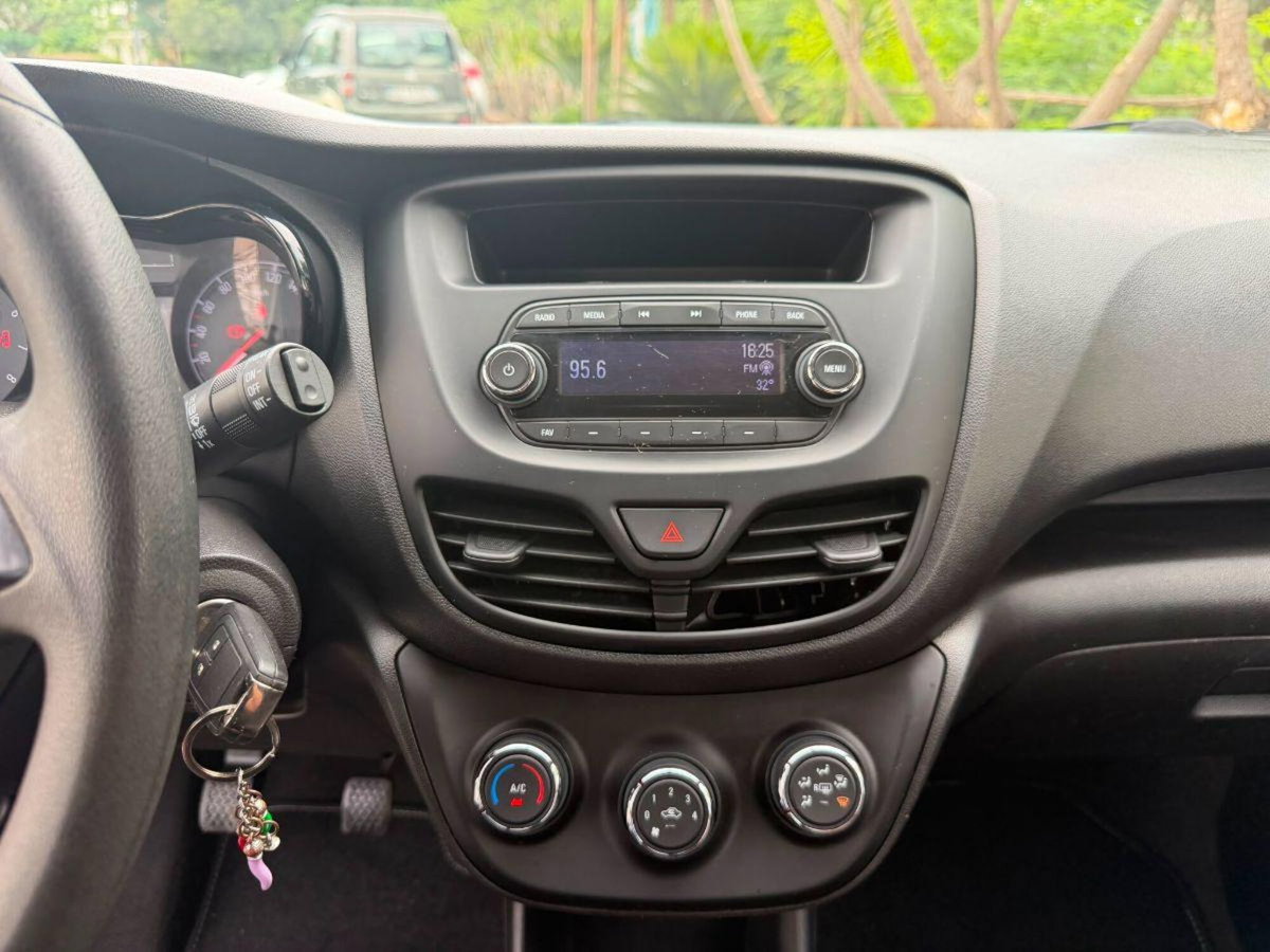 Opel Karl 1.0 73 CV GPL N-Joy (14)