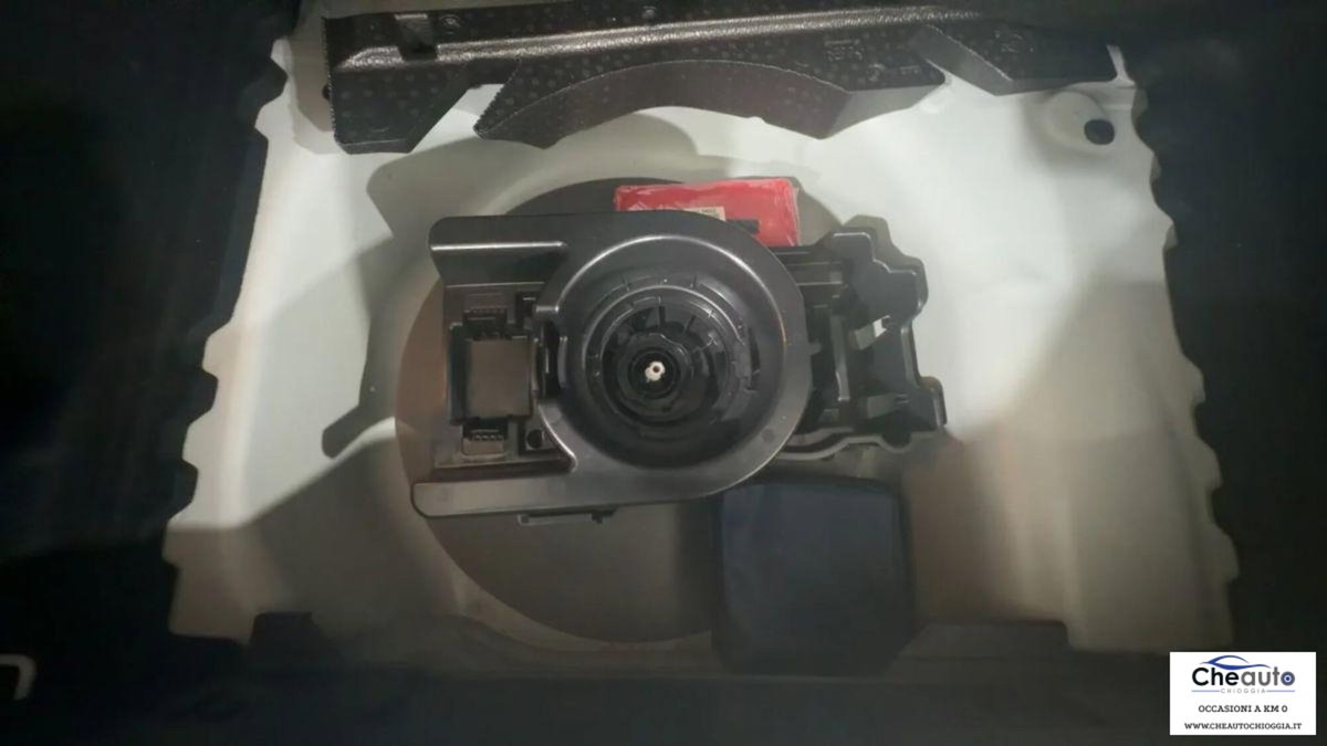 Opel Corsa 1.2 100 CV GS Line (12)