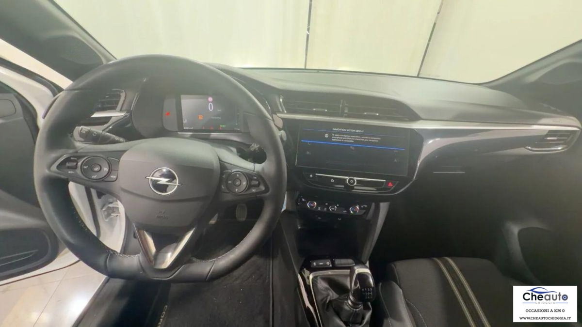 Opel Corsa 1.2 100 CV GS Line (13)