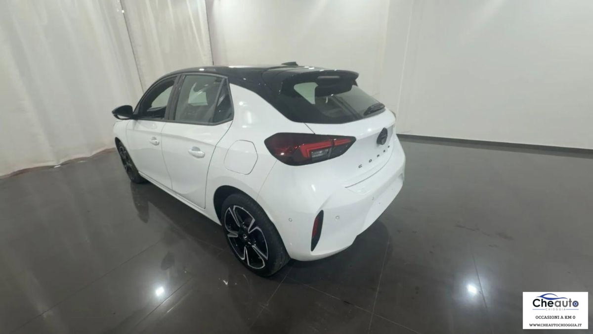 Opel Corsa 1.2 100 CV GS Line (4)