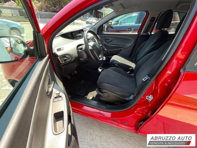 Lancia Ypsilon 1.3 MJT 16V 95 CV 5 porte S&S Platinum (8)