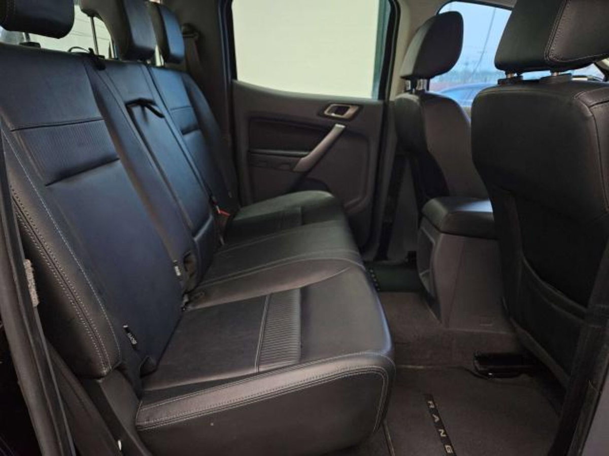 Ford Ranger Pick-up Ranger 3.2 TDCi aut. DC Limited Black Edition (13)
