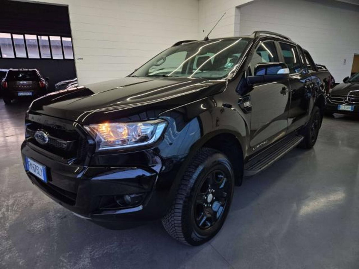 Ford Ranger Pick-up Ranger 3.2 TDCi aut. DC Limited Black Edition (3)