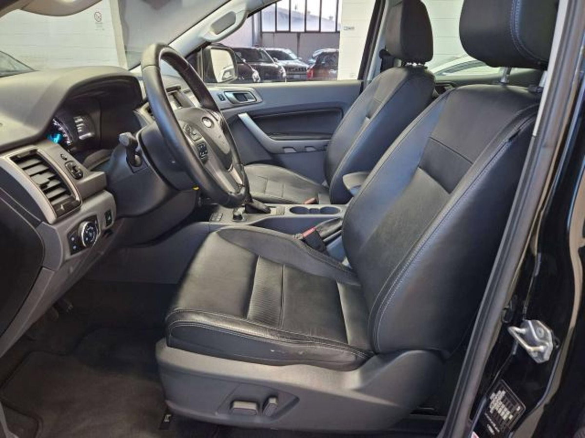 Ford Ranger Pick-up Ranger 3.2 TDCi aut. DC Limited Black Edition (7)