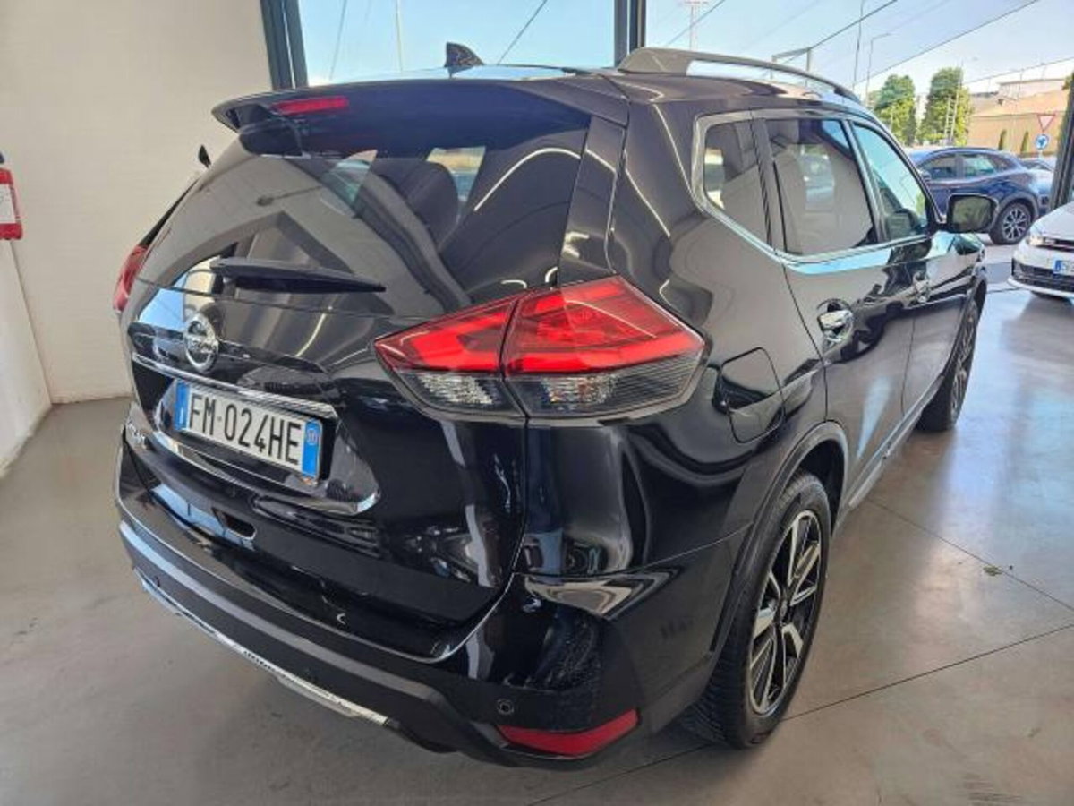 Nissan X-Trail 1.6 dCi 2WD Tekna (6)