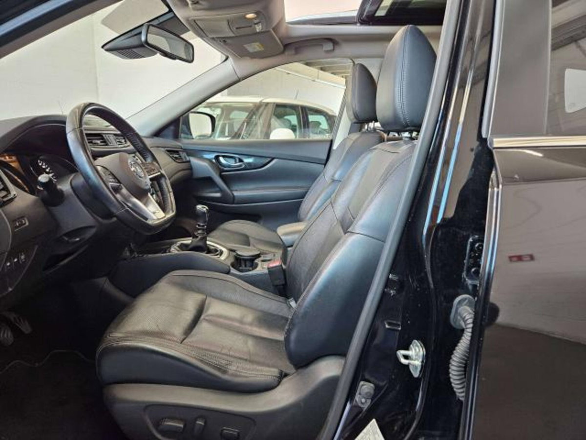 Nissan X-Trail 1.6 dCi 2WD Tekna (7)