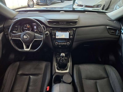 Nissan X-Trail 1.6 dCi 2WD Tekna (8)