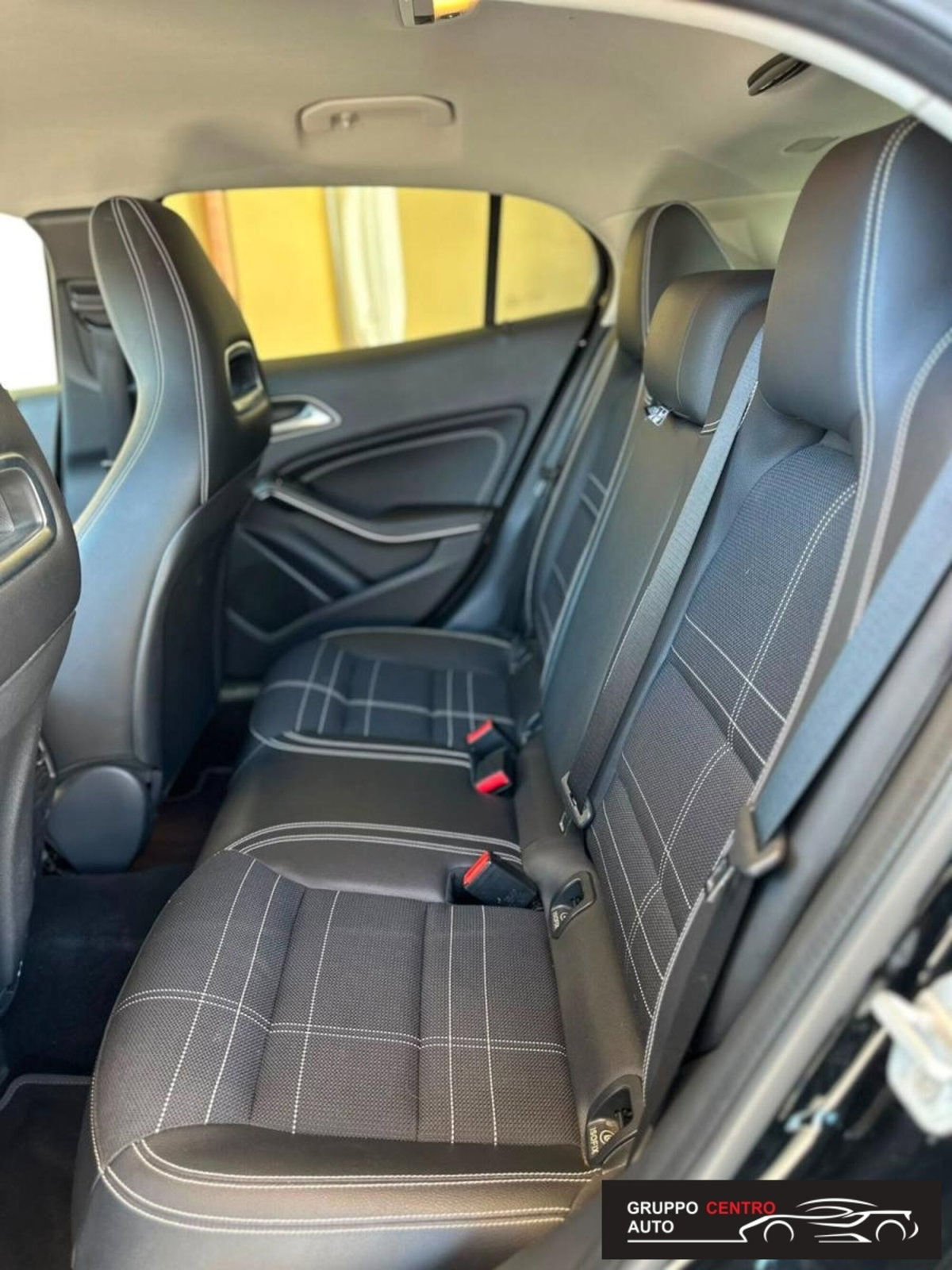 Mercedes-Benz GLA SUV 220 d Automatic 4Matic Premium (14)