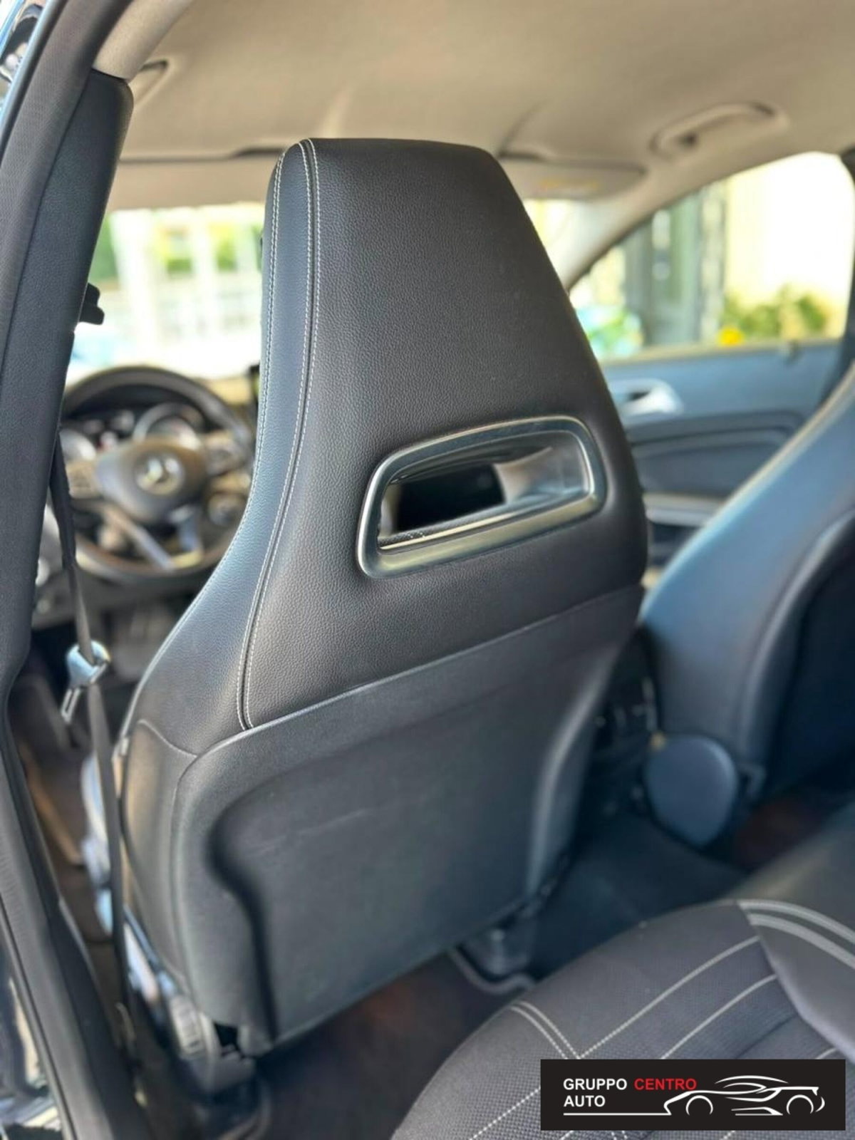 Mercedes-Benz GLA SUV 220 d Automatic 4Matic Premium (19)