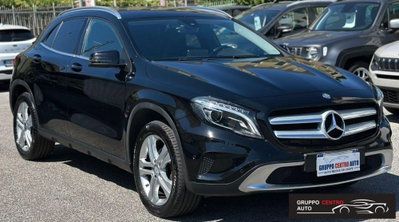 Mercedes-Benz GLA SUV 220 d Automatic 4Matic Premium (2)
