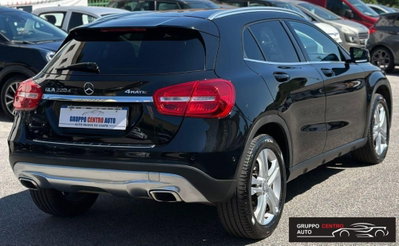 Mercedes-Benz GLA SUV 220 d Automatic 4Matic Premium (4)