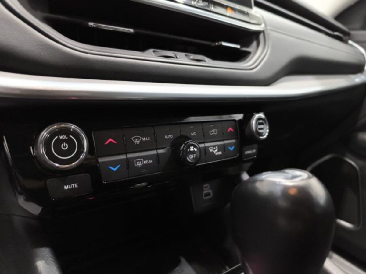 Jeep Compass 1.3 T4 190CV PHEV AT6 4xe Limited (14)