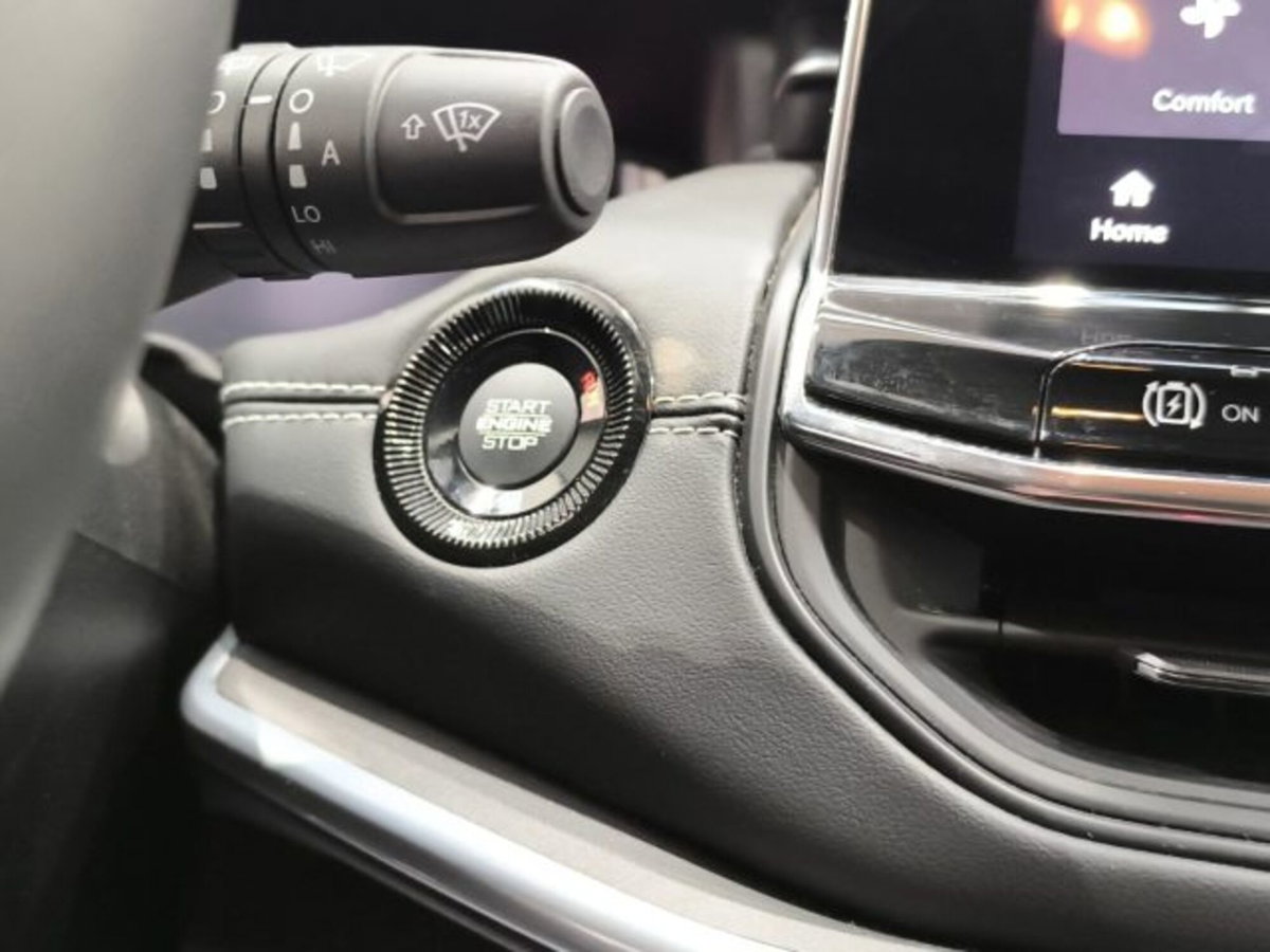 Jeep Compass 1.3 T4 190CV PHEV AT6 4xe Limited (15)