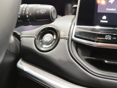 Jeep Compass 1.3 T4 190CV PHEV AT6 4xe Limited (15)