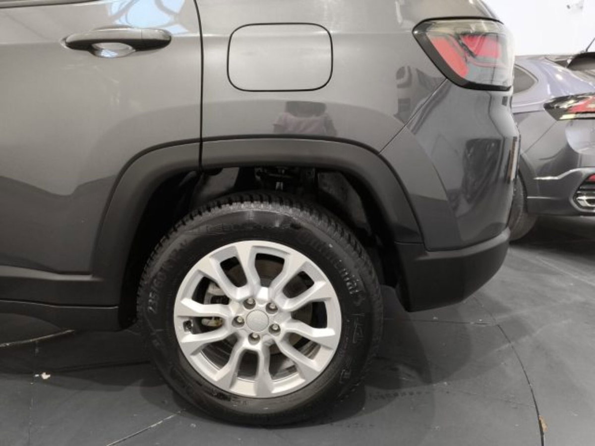 Jeep Compass 1.3 T4 190CV PHEV AT6 4xe Limited (20)