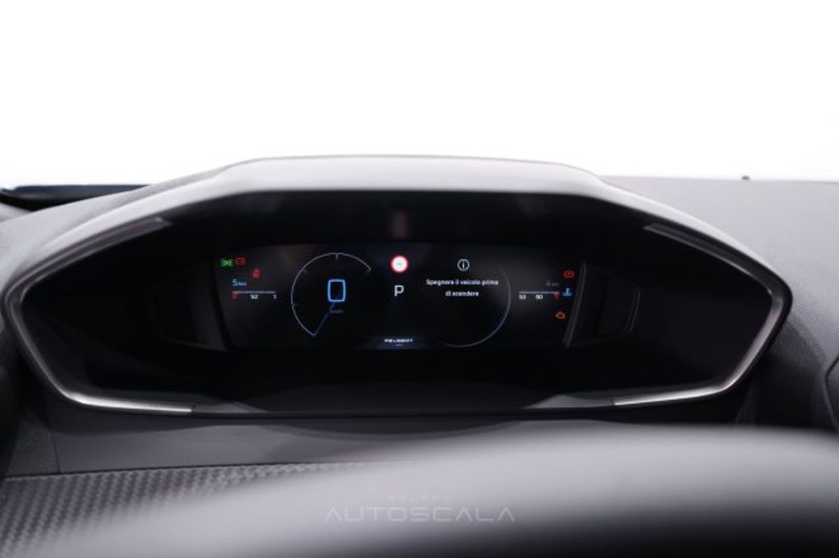 Peugeot 2008 1.2 hybrid Allure 145cv e-dcs6 (11)