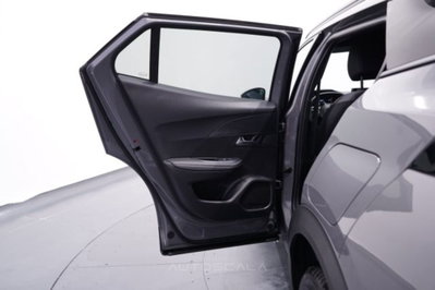 Peugeot 2008 1.2 hybrid Allure 145cv e-dcs6 (20)