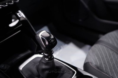 Peugeot 2008 1.2 puretech Allure s&s 100cv (16)