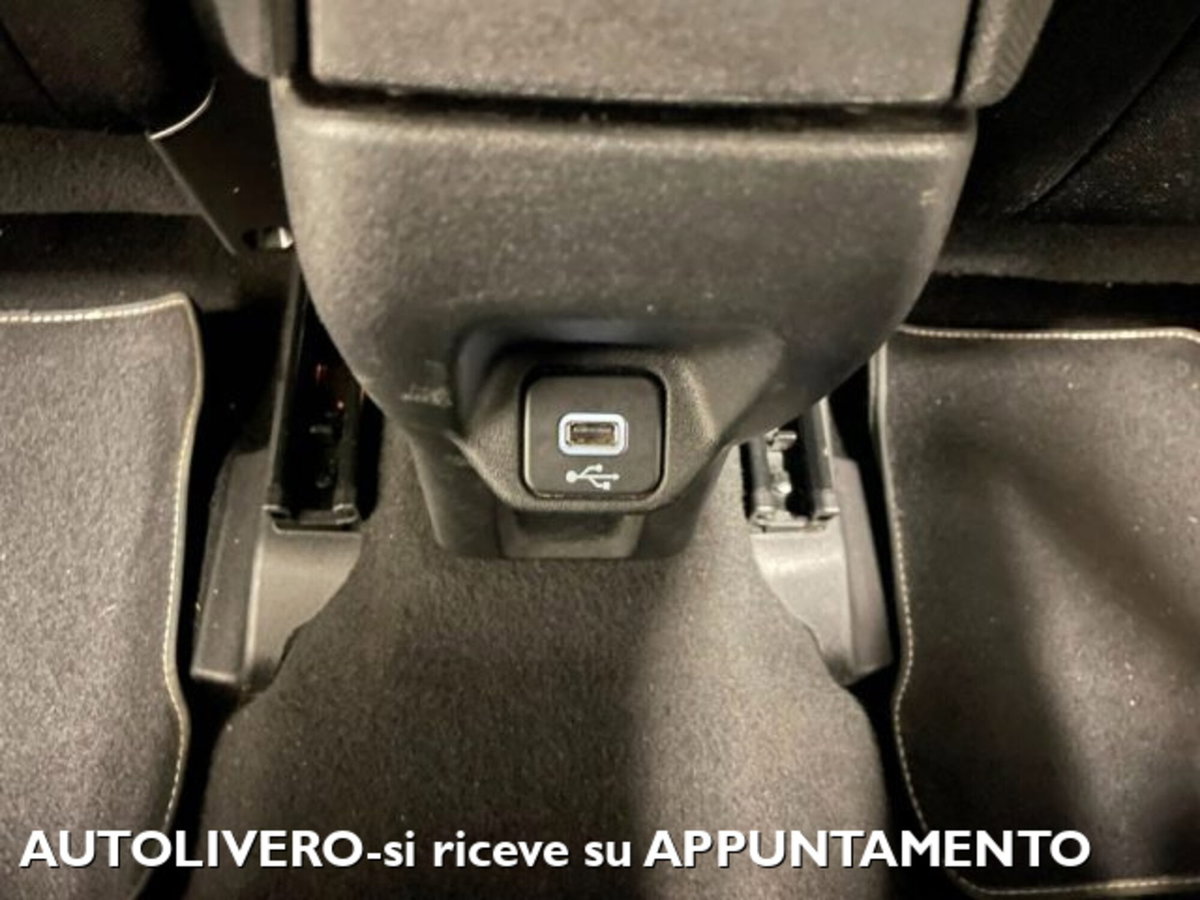 Jeep Renegade 1.6 Mjt 120 CV Longitude (13)