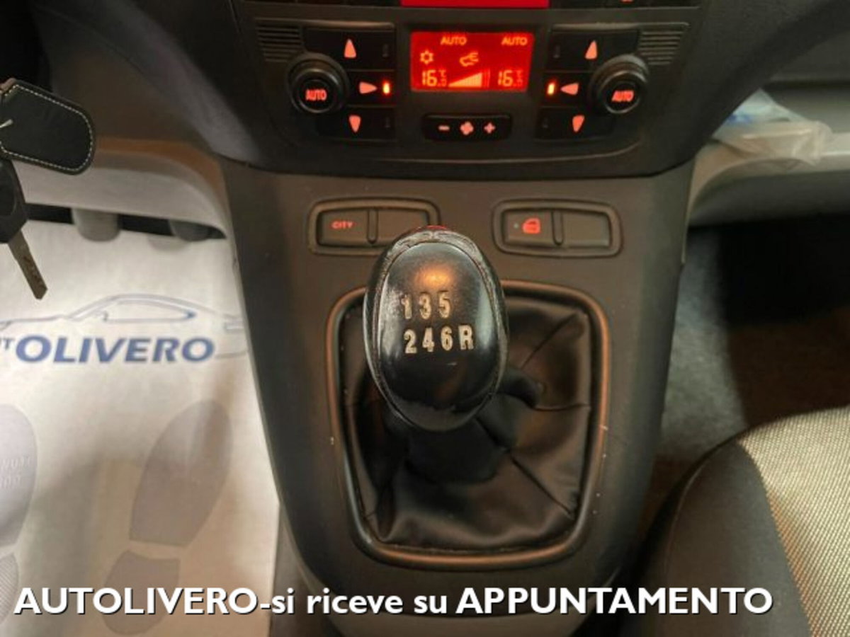 Fiat Idea 1.4 16V Active (16)