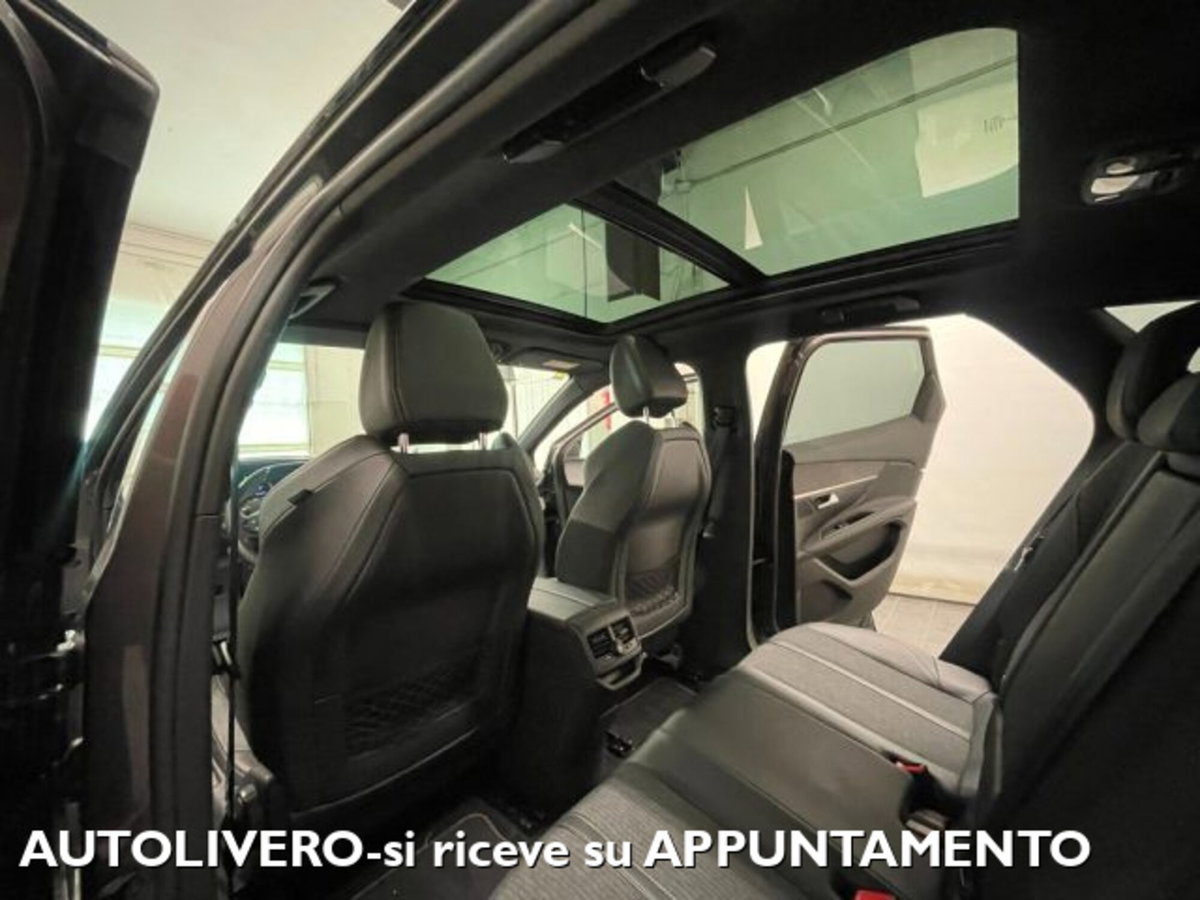 Peugeot 3008 BlueHDi 130 S&S EAT8 GT Pack (11)