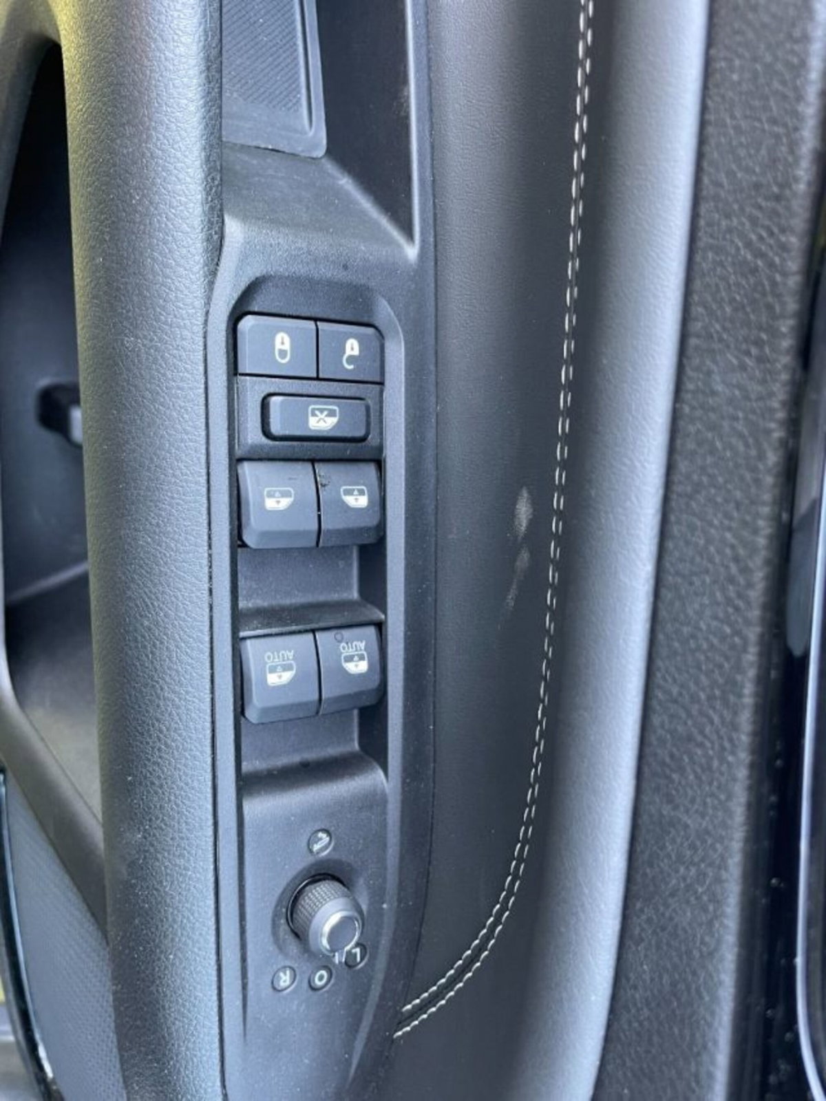 Jeep Compass 1.3 T4 190CV PHEV AT6 4xe Limited (12)