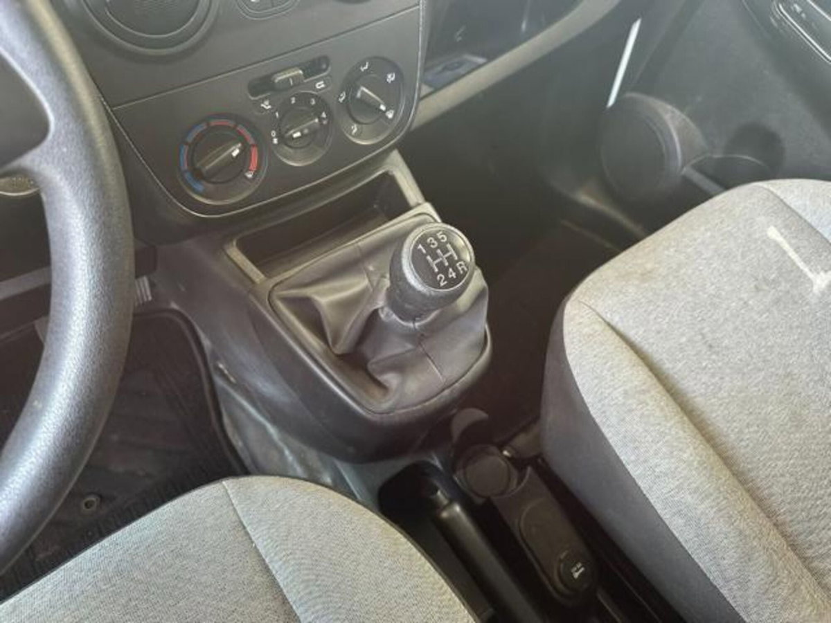 Fiat Fiorino 1.3 MJT 95CV Combinato (17)
