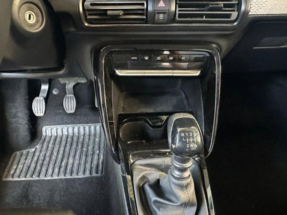 Citroen C3 1.2 puretech turbo Max 100cv s&s (19)