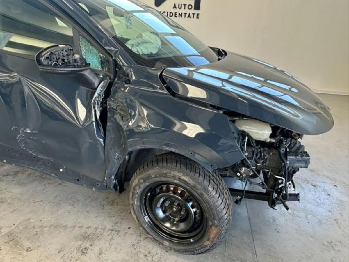 Renault Captur TCe 90 CV Equilibre (10)