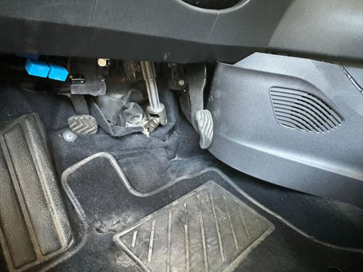 Renault Captur TCe 90 CV Equilibre (12)