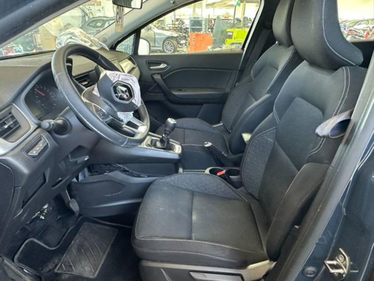 Renault Captur TCe 90 CV Equilibre (13)