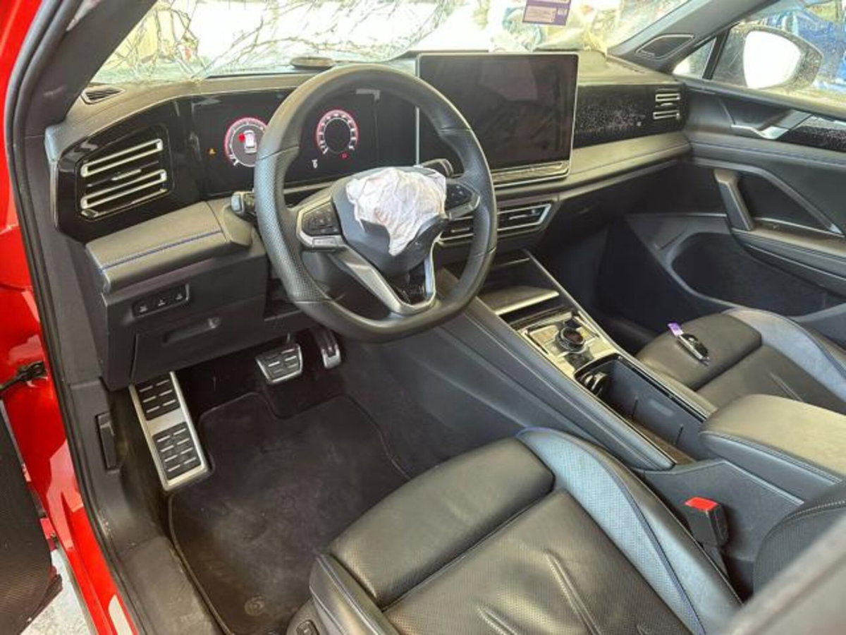 Volkswagen Tiguan 2.0 tdi R-Line 4motion 193cv dsg (12)