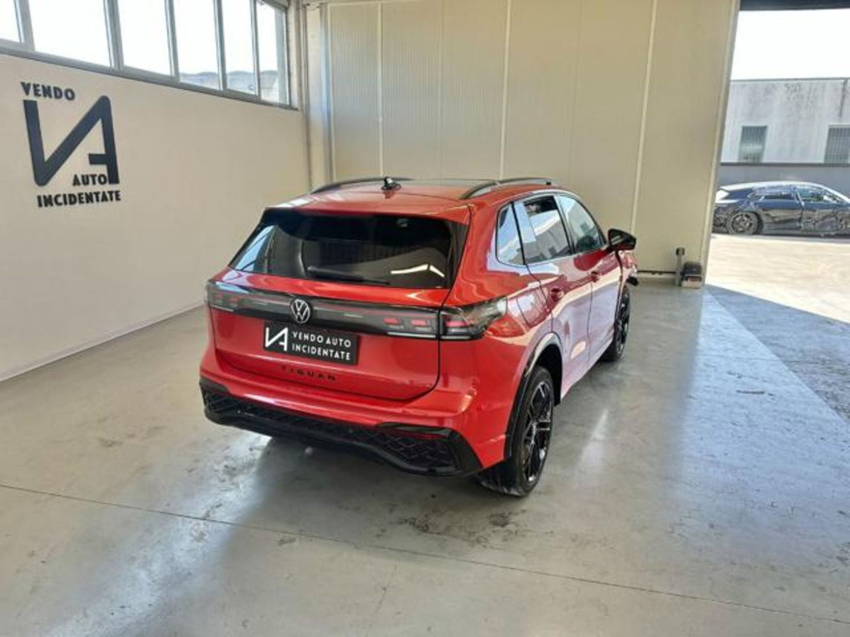 Volkswagen Tiguan 2.0 tdi R-Line 4motion 193cv dsg (7)