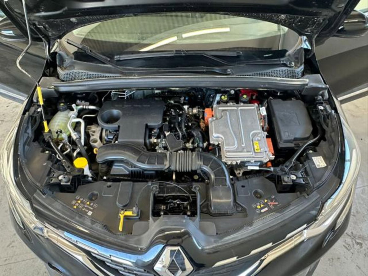Renault Captur Full Hybrid E-Tech 145 CV Techno (9)