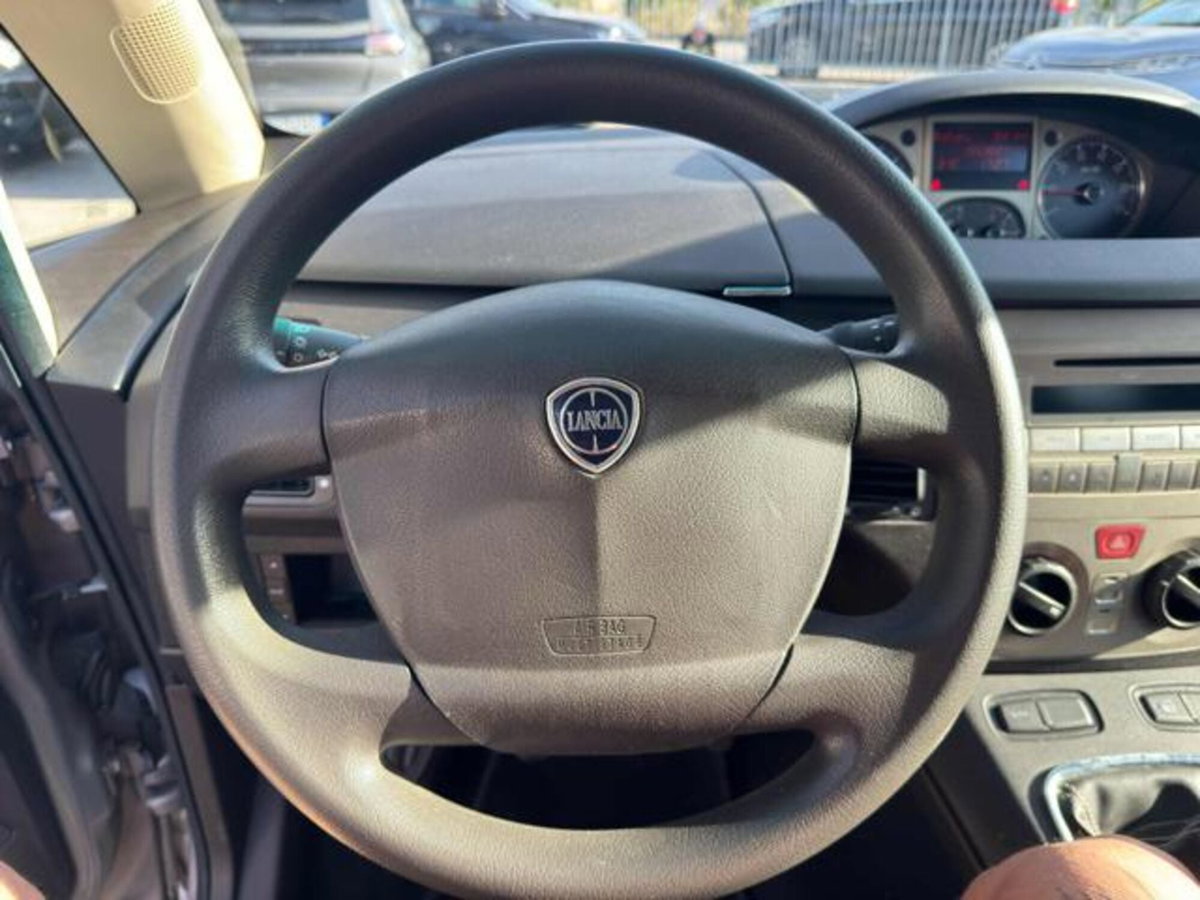 Lancia Musa 1.3 Multijet 16V 70 CV Oro (10)