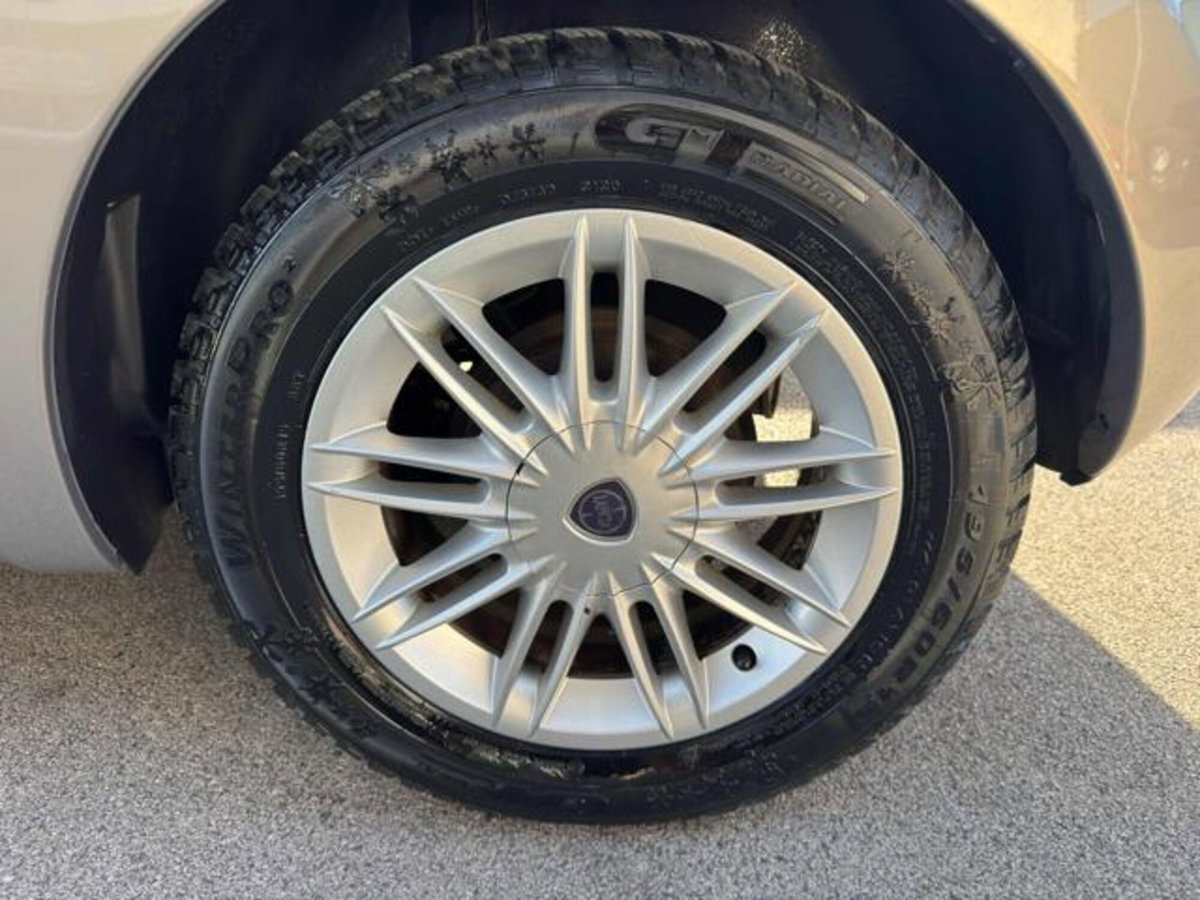 Lancia Musa 1.3 Multijet 16V 70 CV Oro (16)