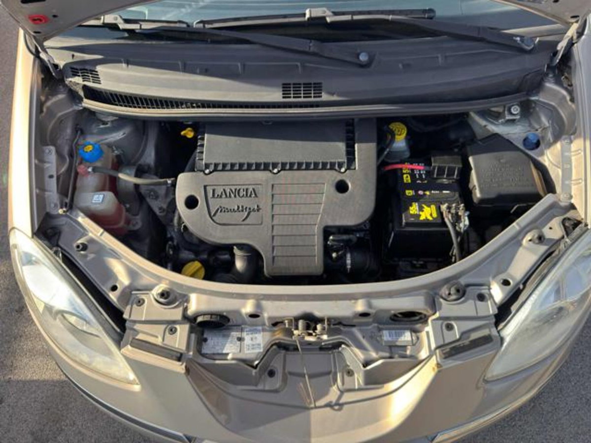 Lancia Musa 1.3 Multijet 16V 70 CV Oro (18)